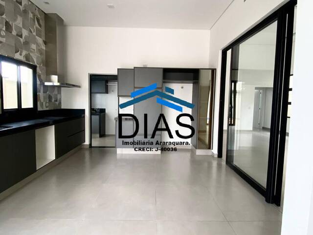 Casa para Venda em Araraquara - 5