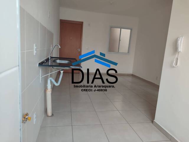 #591 - Apartamento para Venda em Araraquara - SP - 2