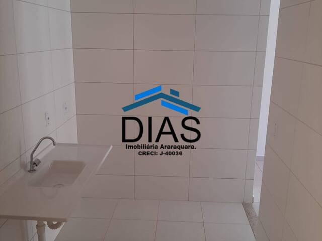 #593 - Apartamento para Venda em Araraquara - SP - 1