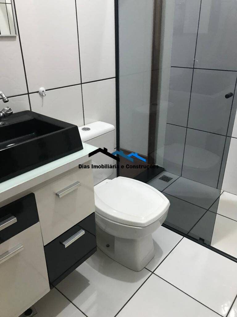 Casa à venda com 3 quartos, 224m² - Foto 10