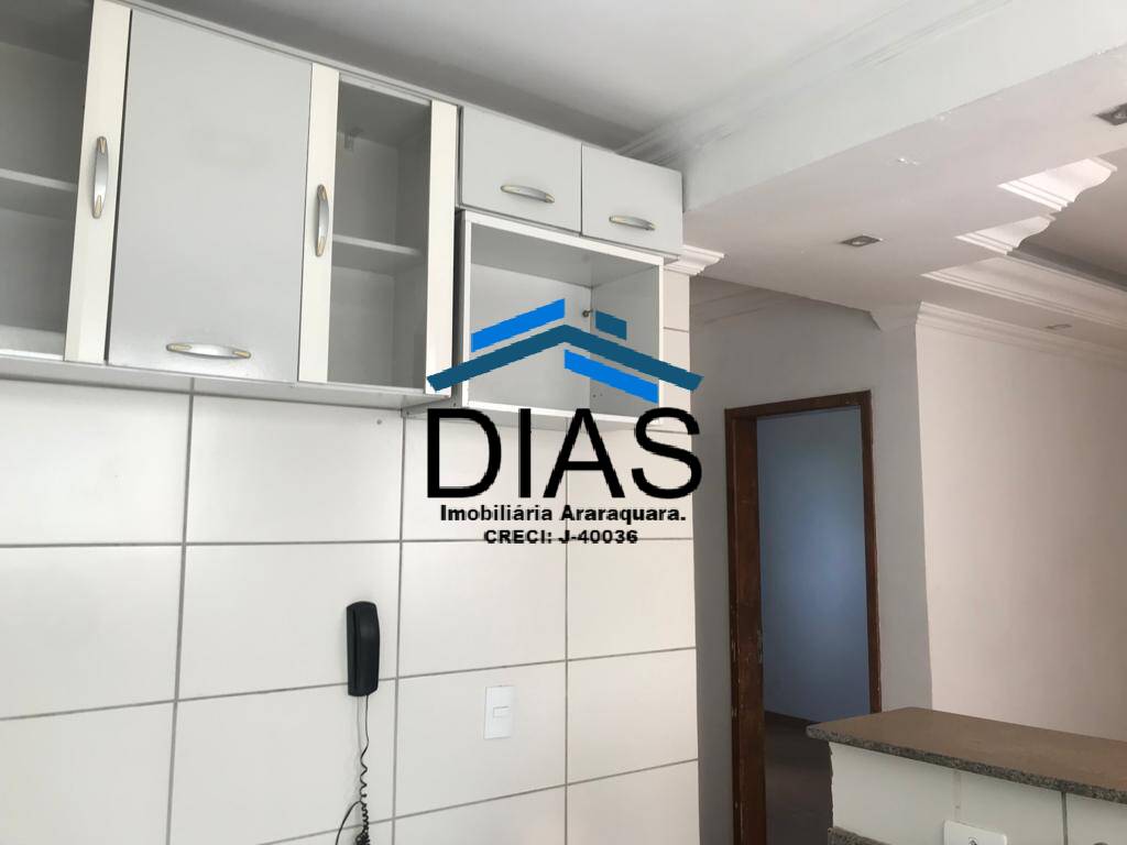 Apartamento à venda com 2 quartos, 49m² - Foto 2