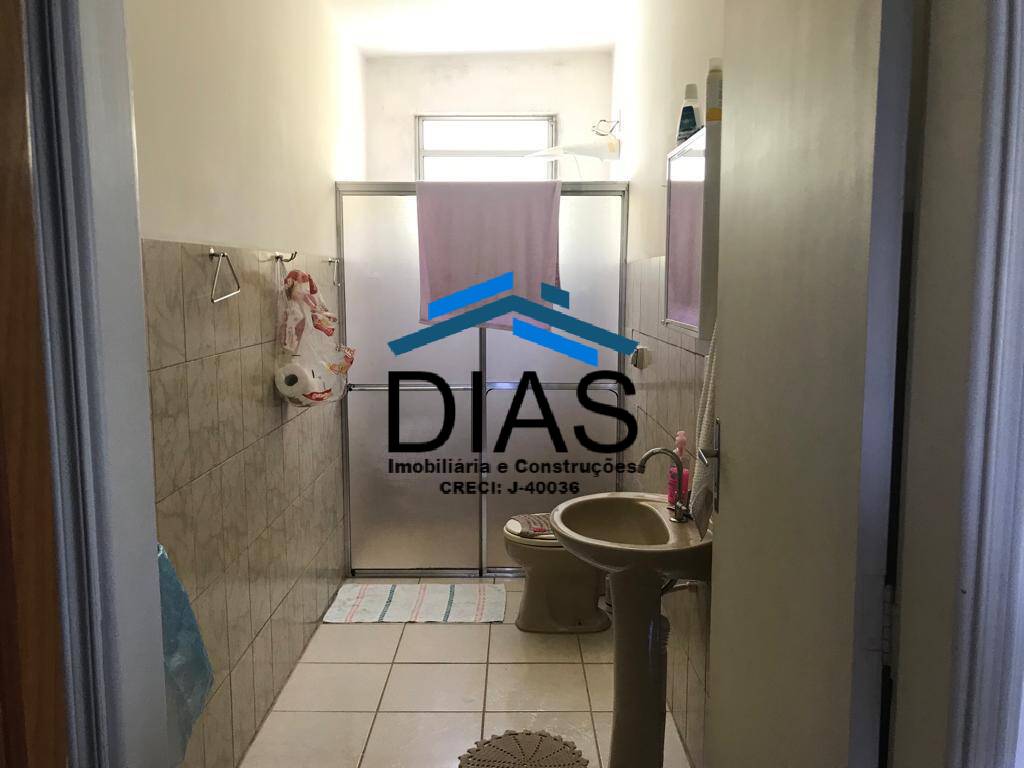 Casa à venda com 3 quartos, 180m² - Foto 8