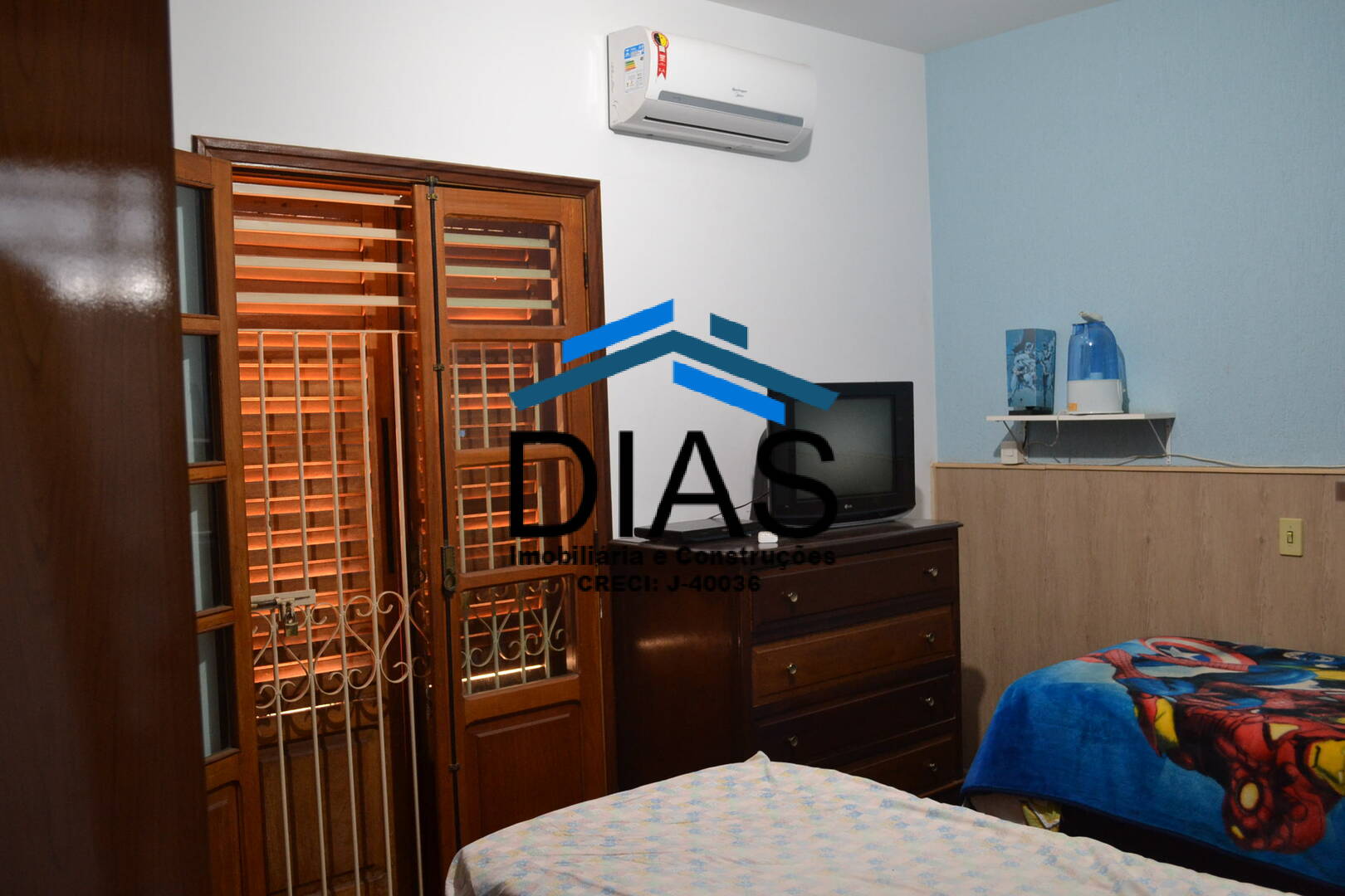 Casa à venda com 3 quartos, 190m² - Foto 14