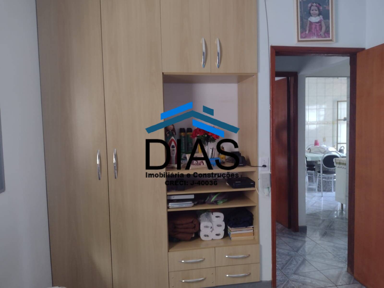 Casa à venda com 3 quartos, 174m² - Foto 8