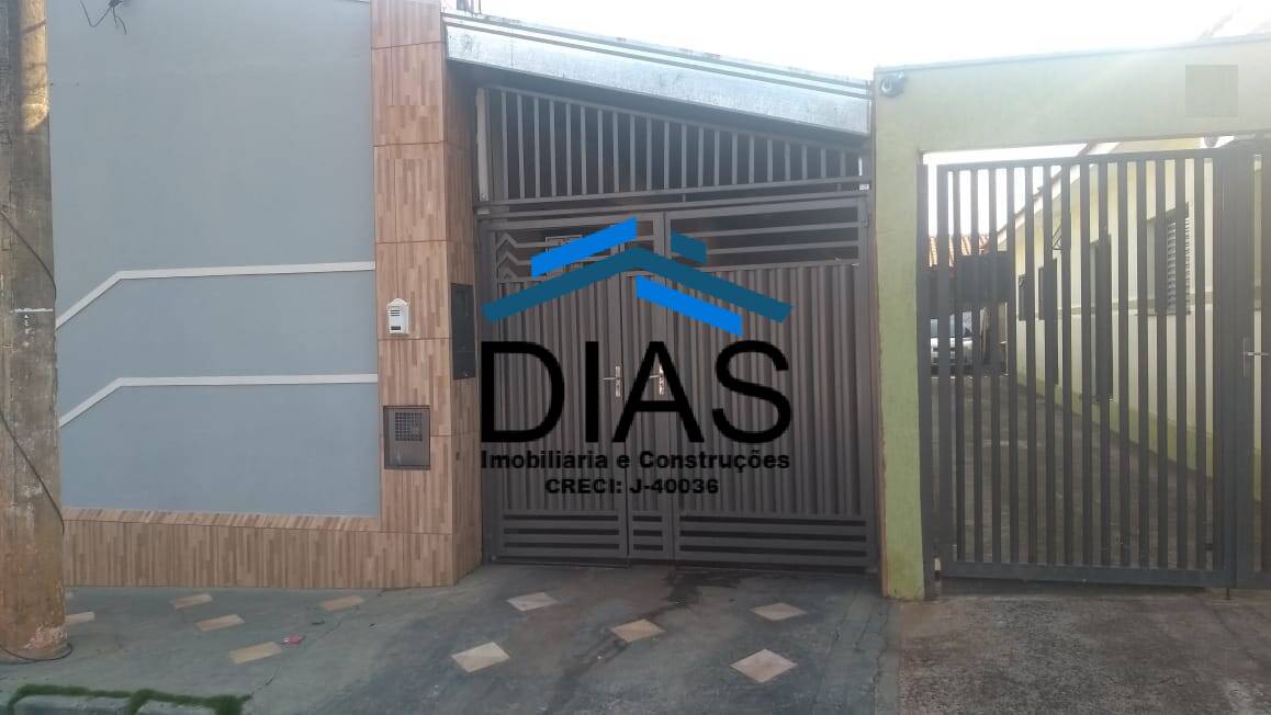 Casa à venda com 3 quartos, 179m² - Foto 1