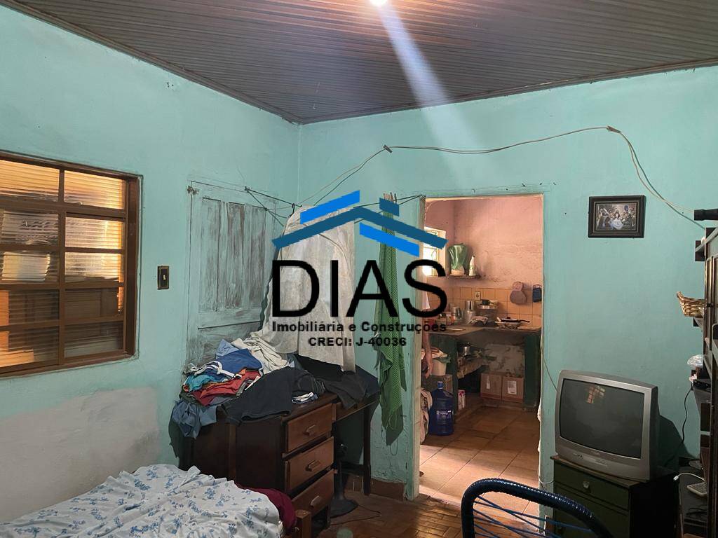 Casa à venda com 3 quartos, 216m² - Foto 17