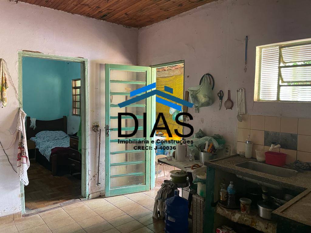 Casa à venda com 3 quartos, 216m² - Foto 19