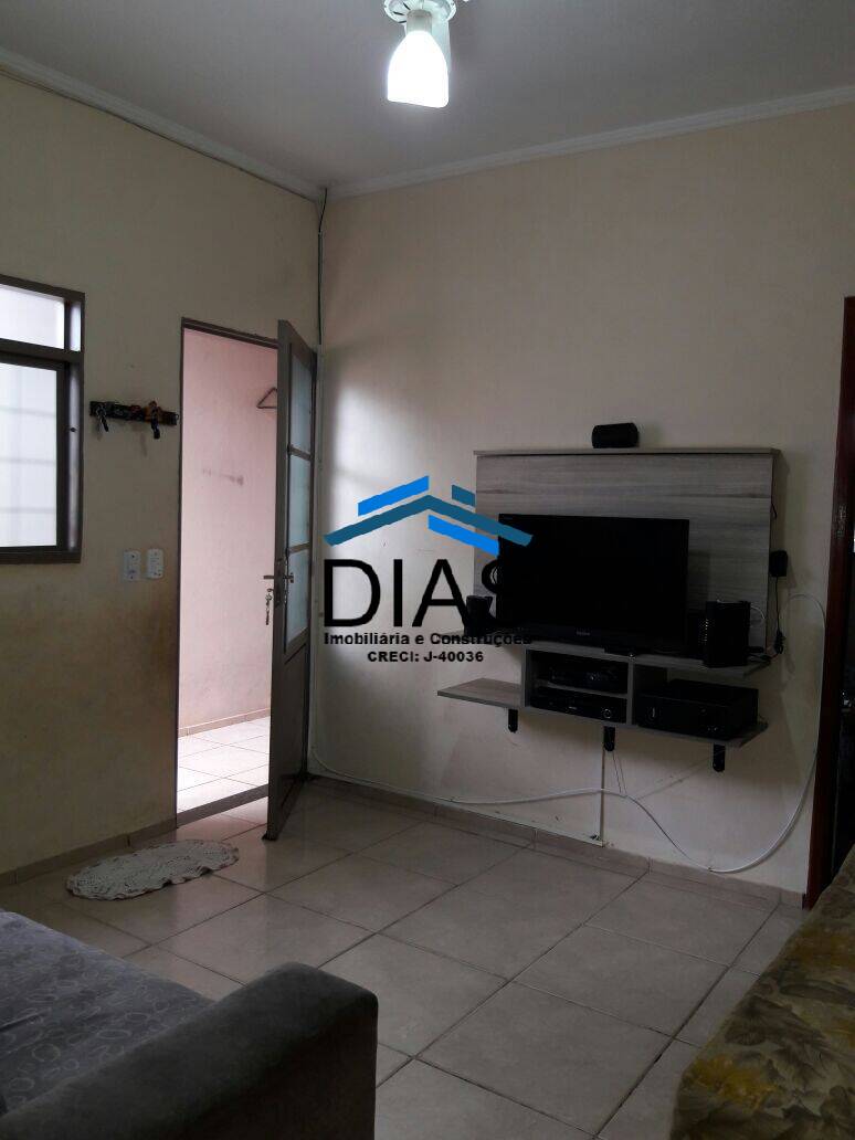 Casa à venda com 2 quartos, 66m² - Foto 11