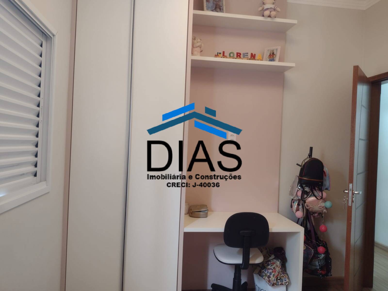 Casa à venda com 3 quartos, 173m² - Foto 16