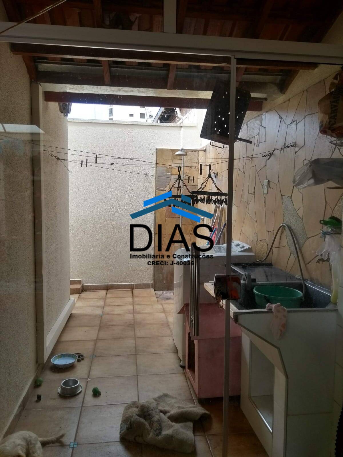 Casa à venda com 3 quartos, 240m² - Foto 25