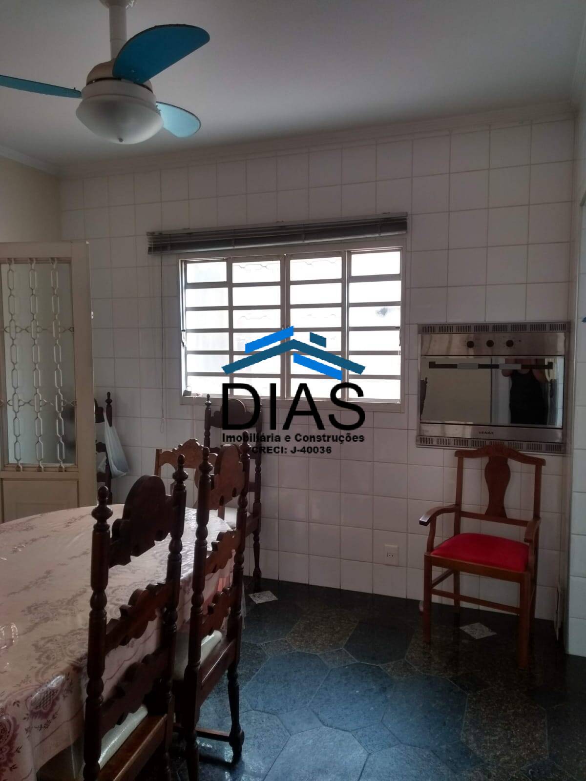 Casa à venda com 3 quartos, 240m² - Foto 29