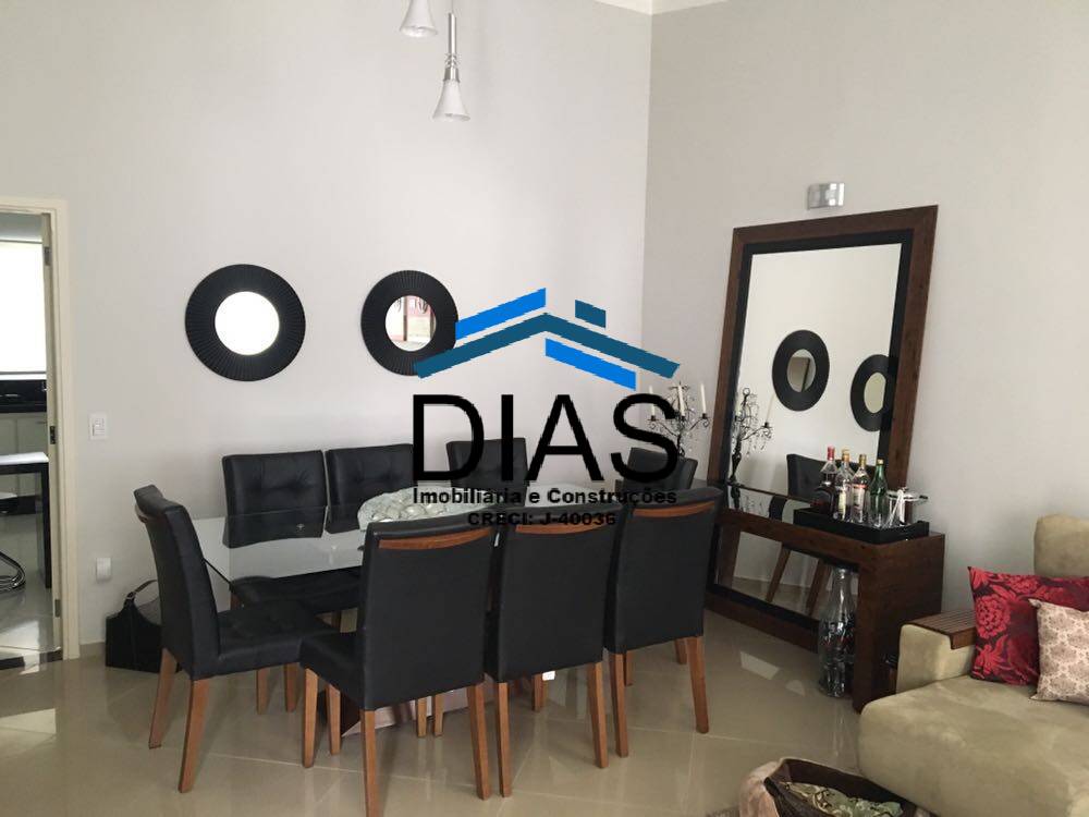 Casa à venda com 3 quartos, 174m² - Foto 3