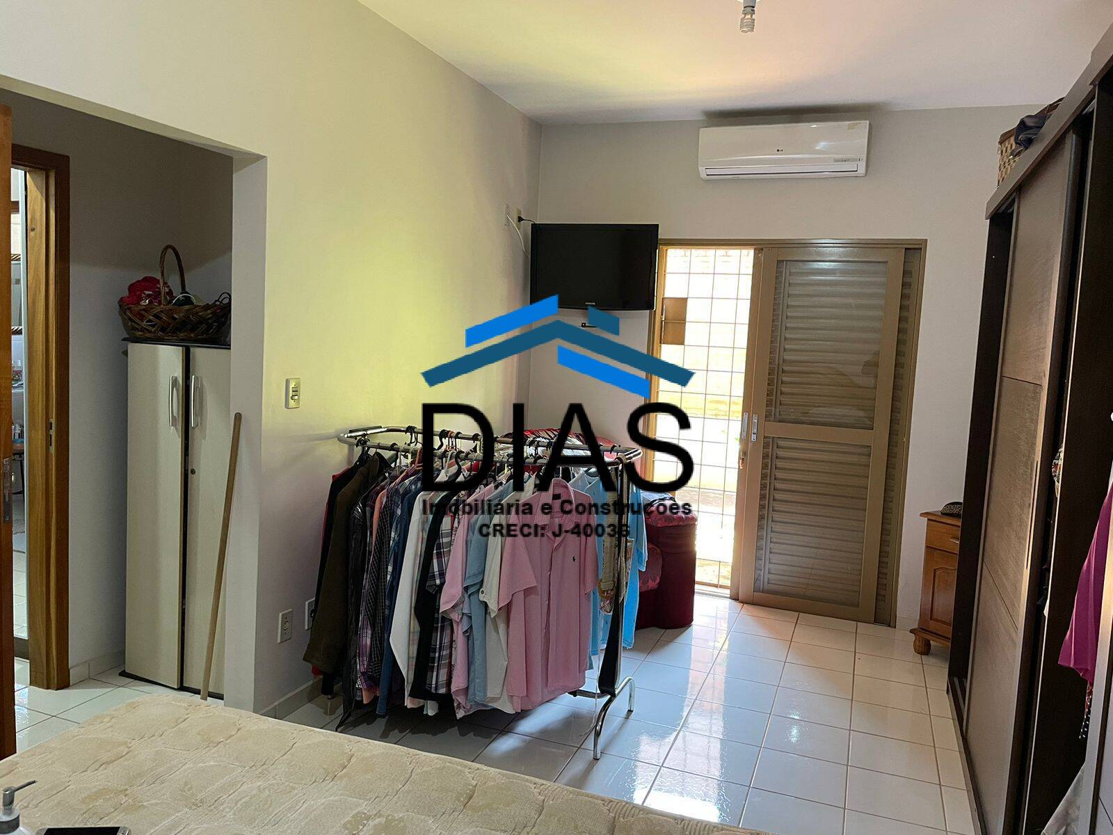 Casa à venda com 2 quartos, 132m² - Foto 12