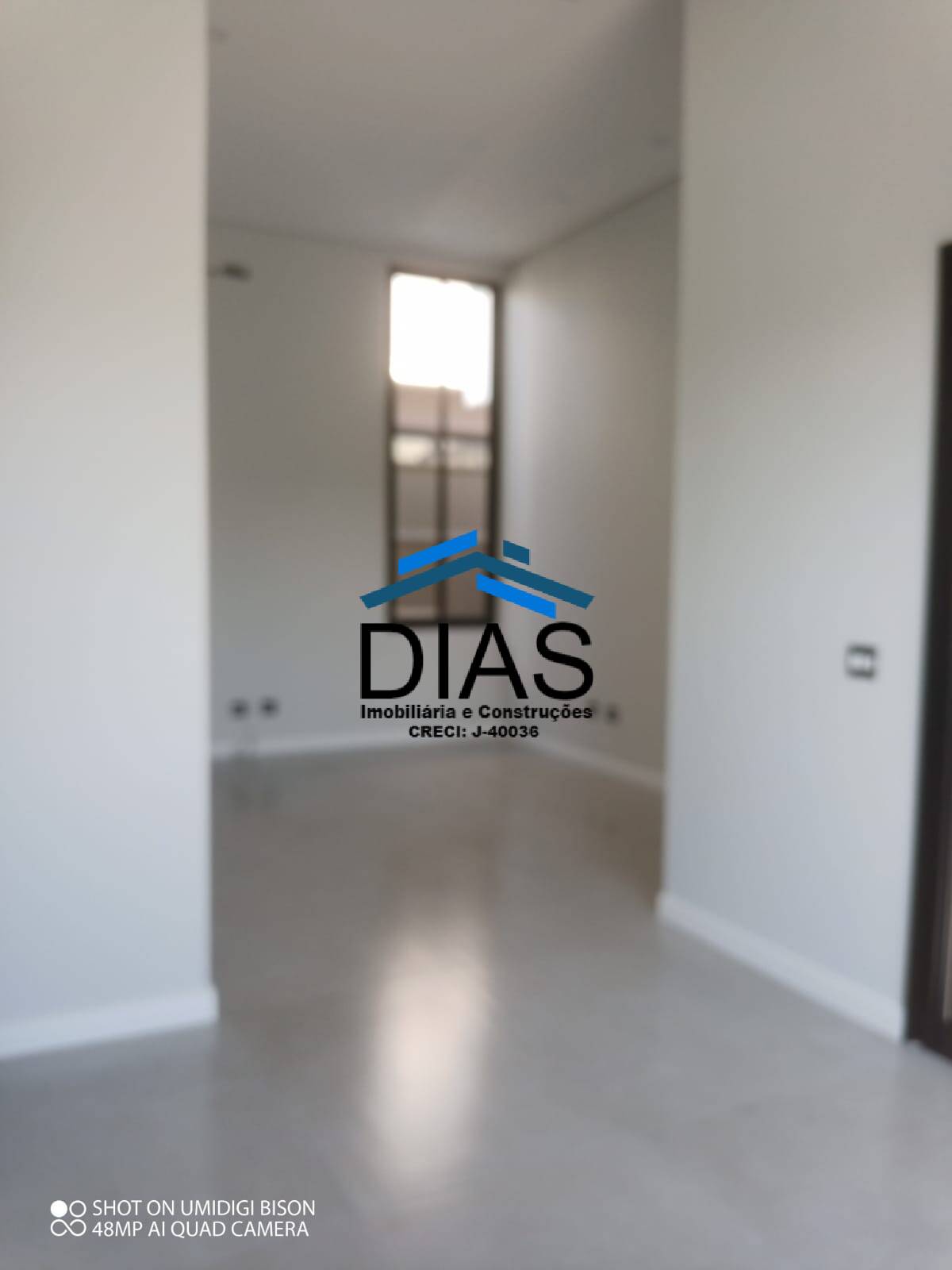 Casa à venda com 3 quartos, 185m² - Foto 3