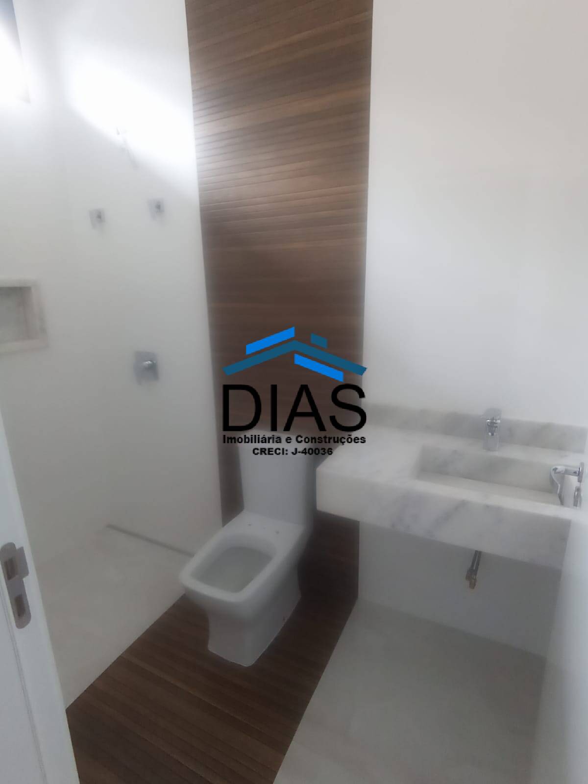 Casa à venda com 3 quartos, 185m² - Foto 12