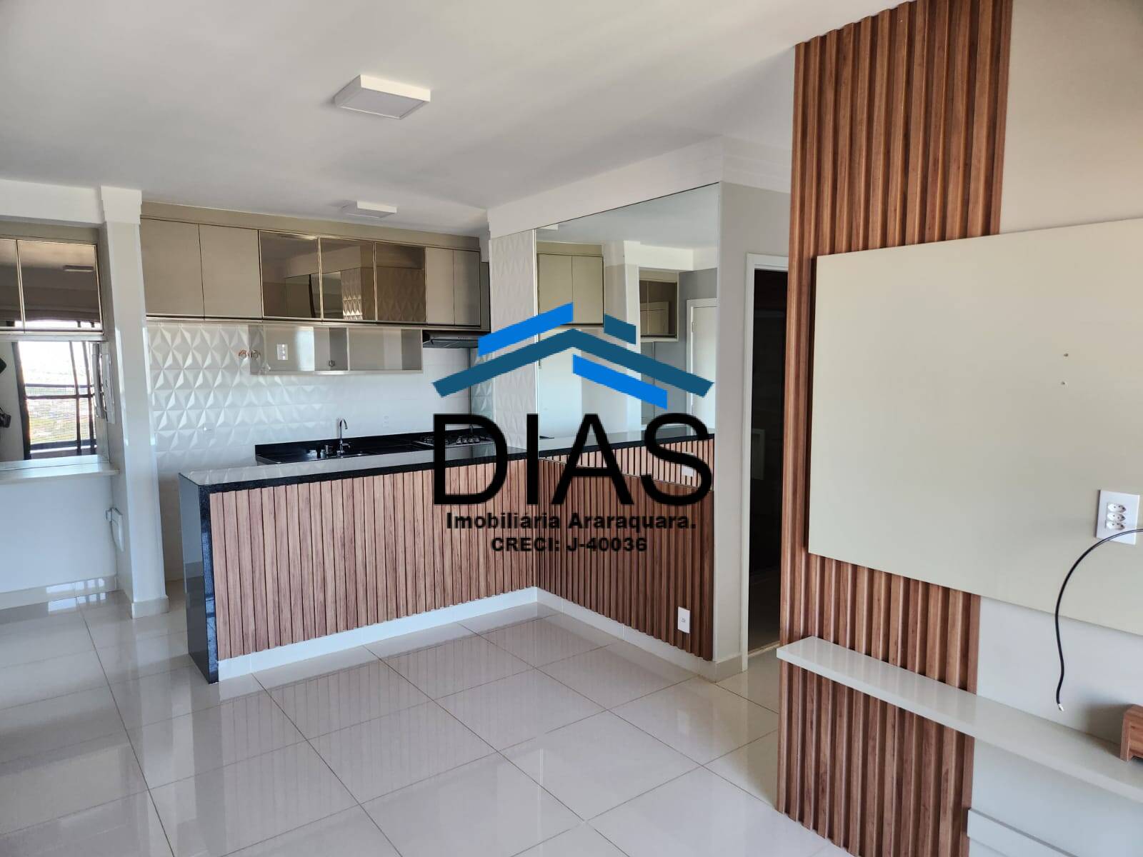 Apartamento à venda com 3 quartos, 72m² - Foto 1