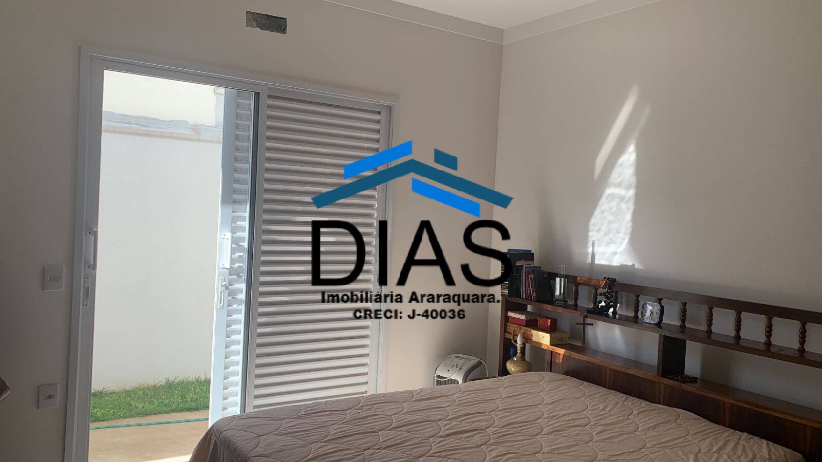 Casa à venda com 3 quartos, 154m² - Foto 15