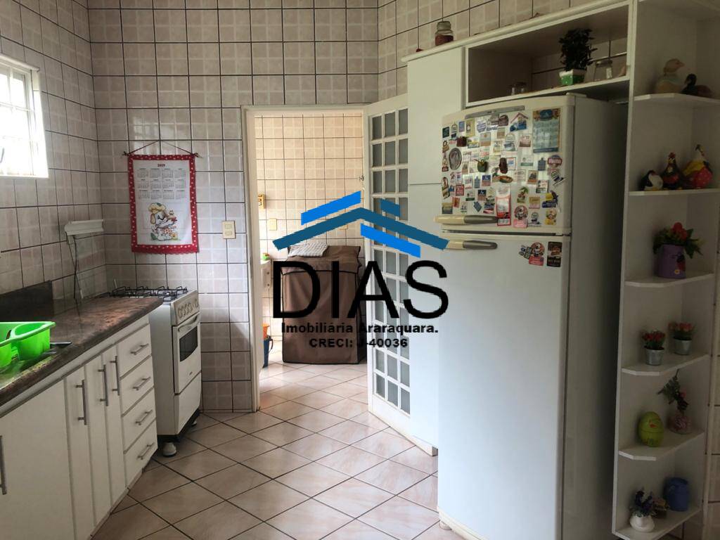 Casa à venda com 3 quartos, 470m² - Foto 10