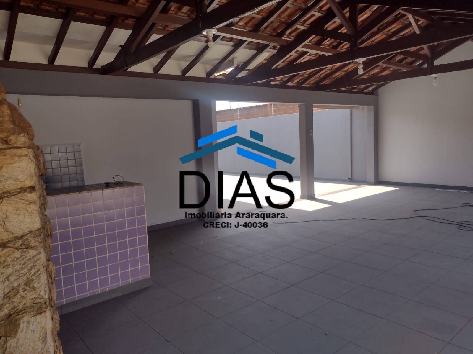 Casa à venda com 2 quartos, 263m² - Foto 25