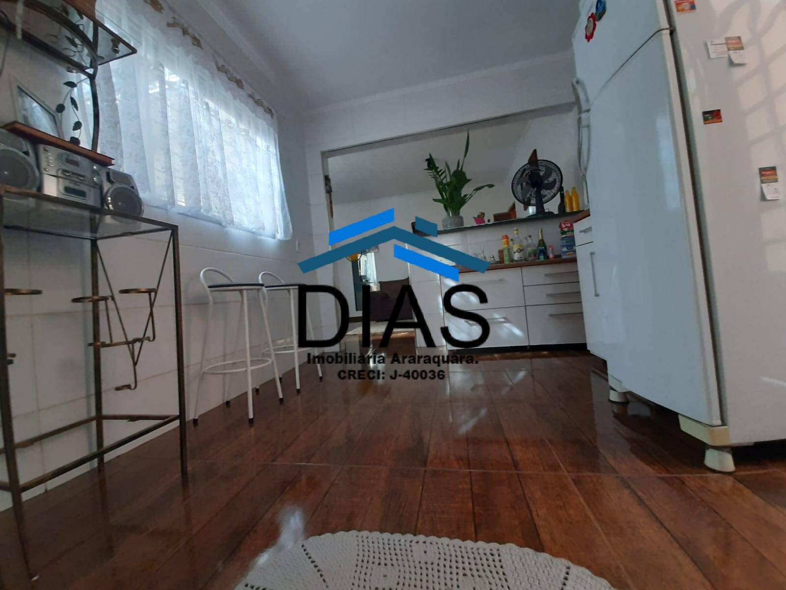 Casa à venda com 3 quartos, 93m² - Foto 5