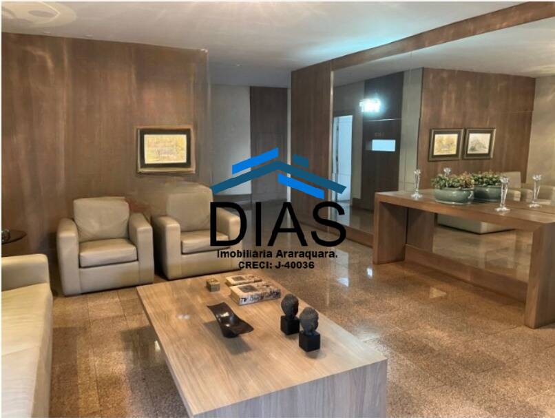 Apartamento à venda com 3 quartos, 207m² - Foto 1