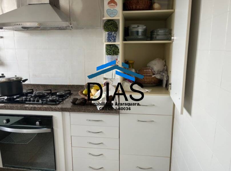 Apartamento à venda com 3 quartos, 207m² - Foto 14