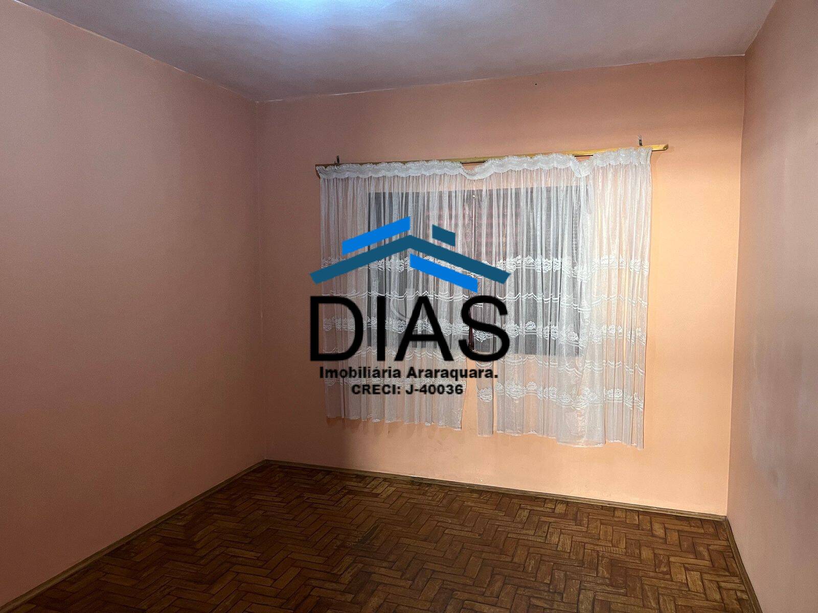 Casa à venda com 3 quartos, 190m² - Foto 3