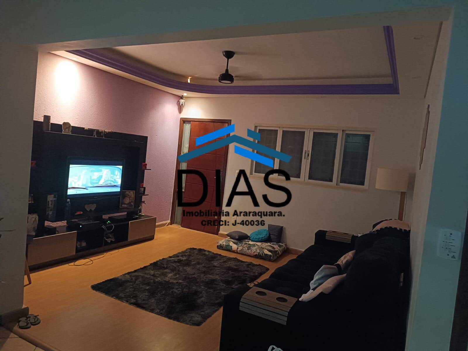 Casa à venda com 2 quartos, 202m² - Foto 2