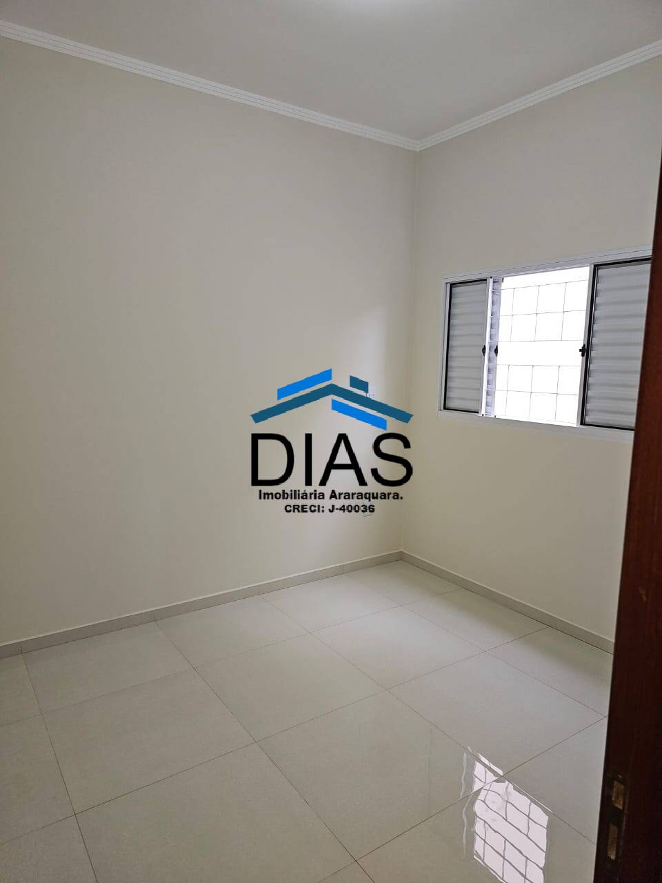 Casa à venda com 2 quartos, 115m² - Foto 8