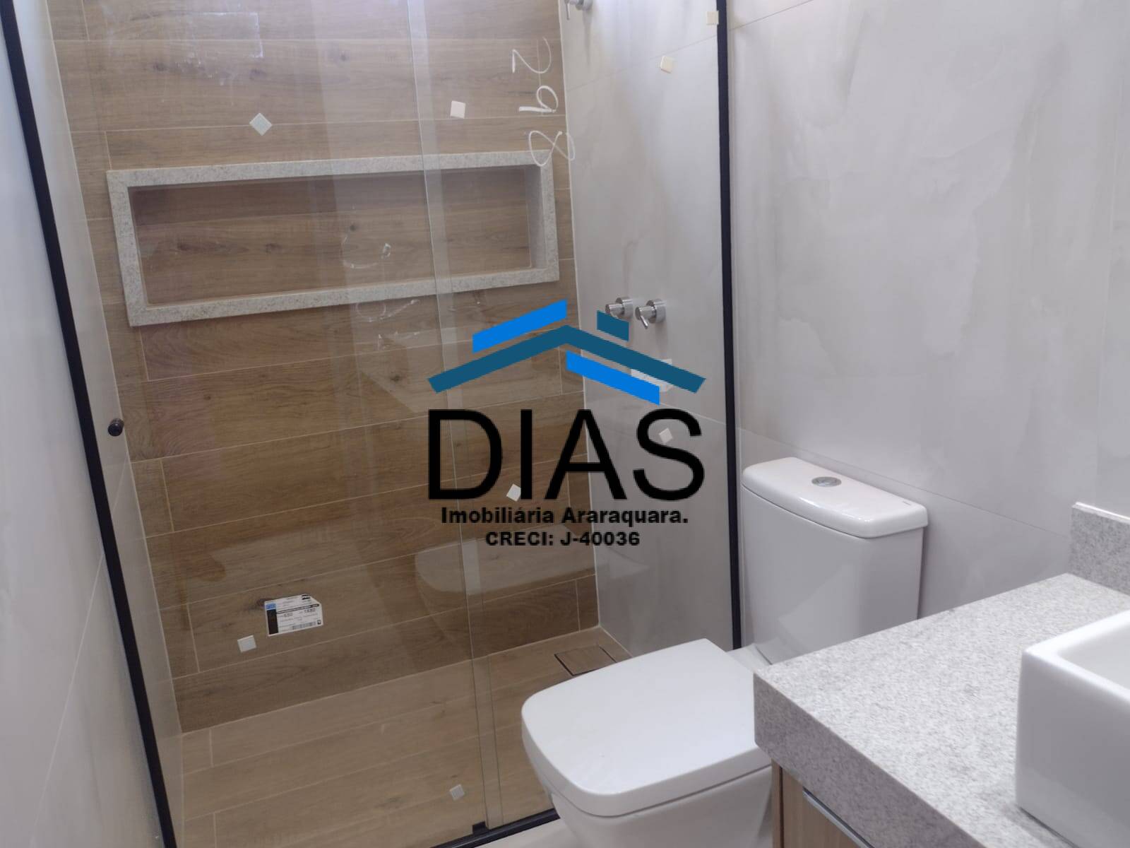 Casa à venda com 3 quartos, 200m² - Foto 17