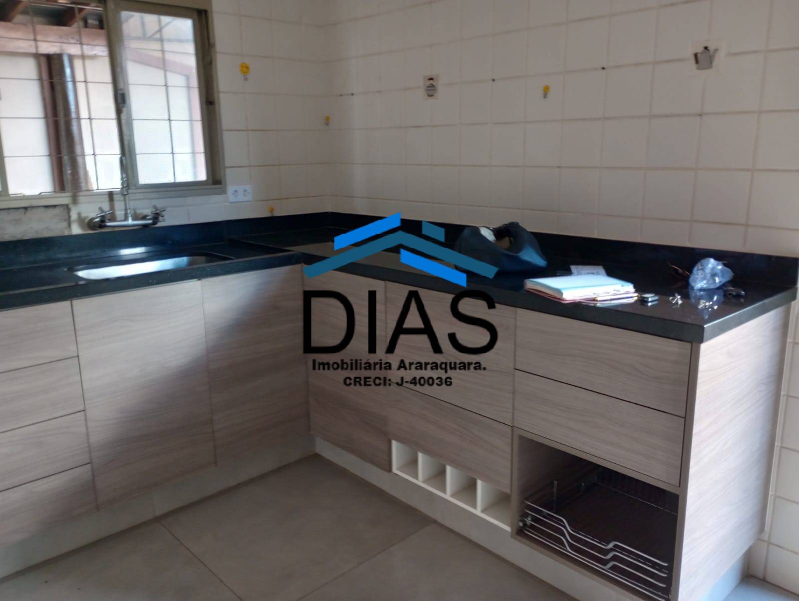 Casa à venda com 4 quartos, 190m² - Foto 6