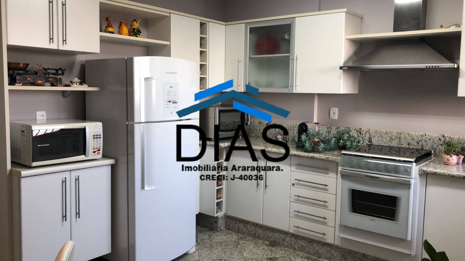 Apartamento à venda com 3 quartos, 250m² - Foto 5