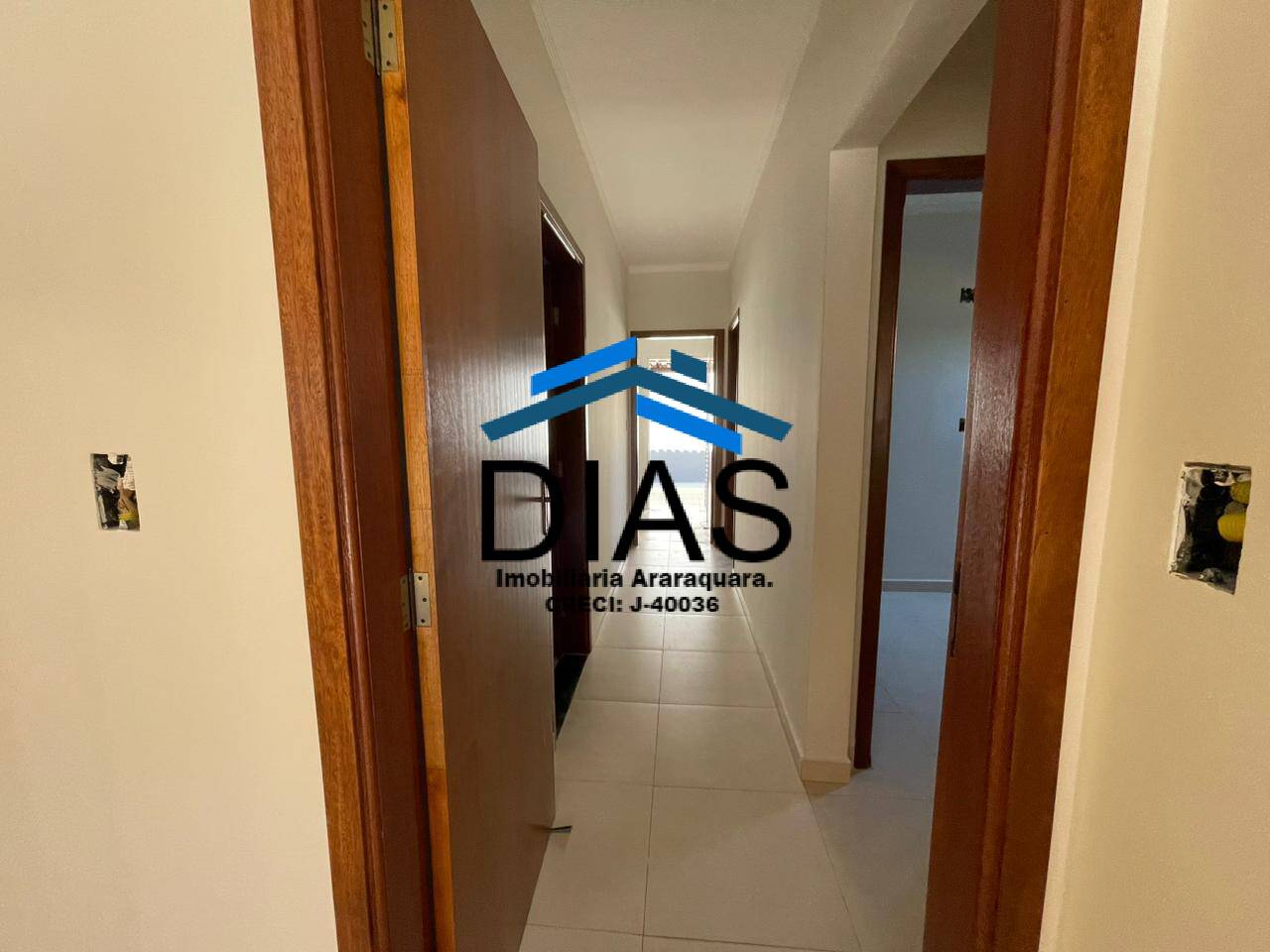 Casa à venda com 3 quartos, 133m² - Foto 8