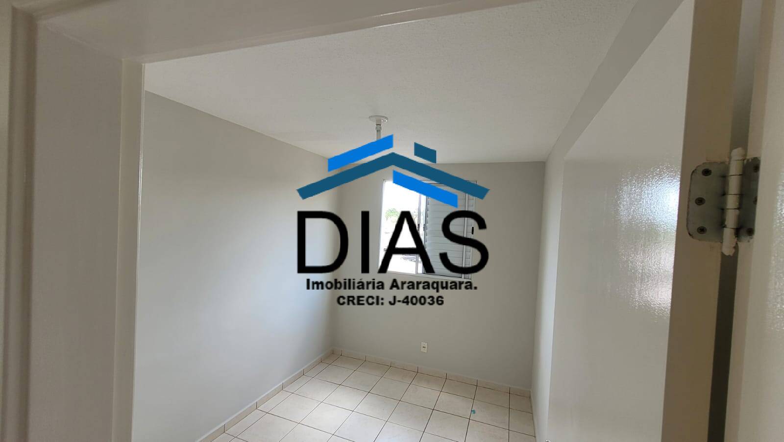 Apartamento à venda com 2 quartos, 58m² - Foto 4