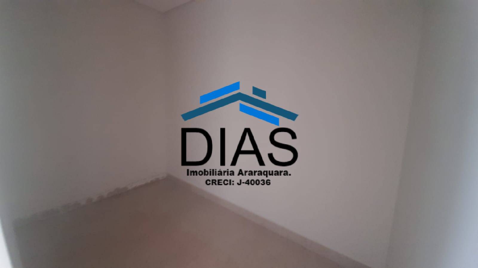 Casa à venda com 4 quartos, 220m² - Foto 6