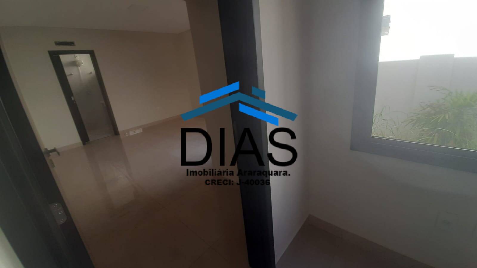 Casa à venda com 4 quartos, 220m² - Foto 18