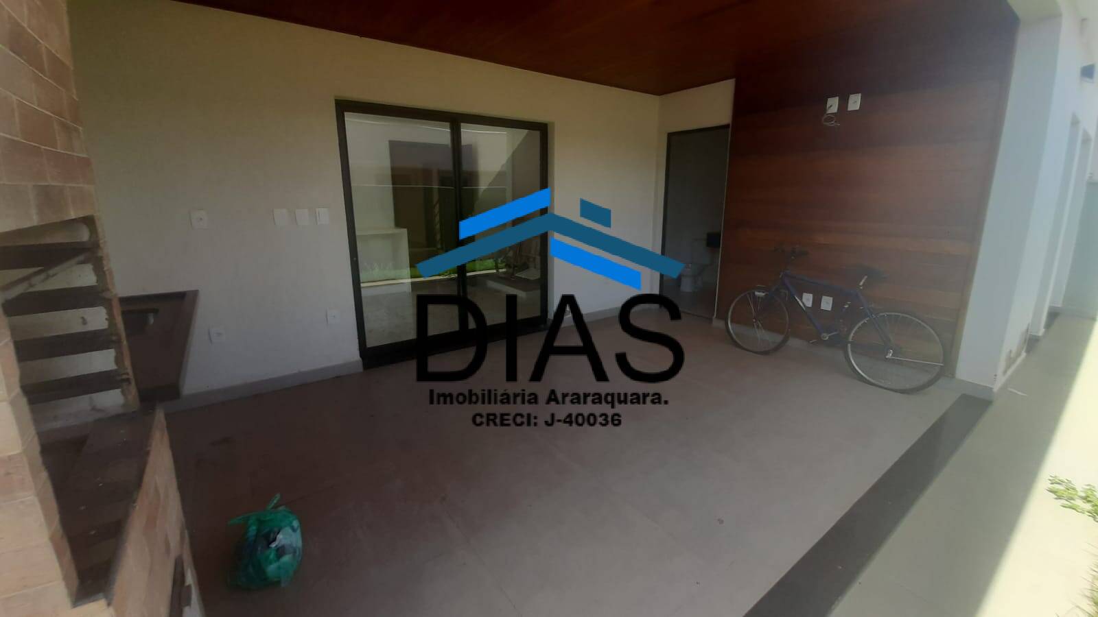 Casa à venda com 4 quartos, 220m² - Foto 29