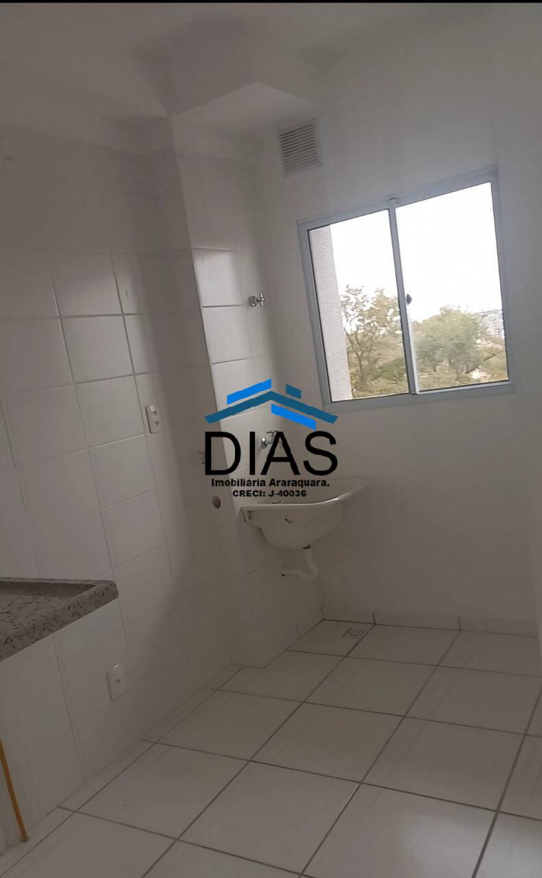 Apartamento à venda com 2 quartos, 56m² - Foto 2