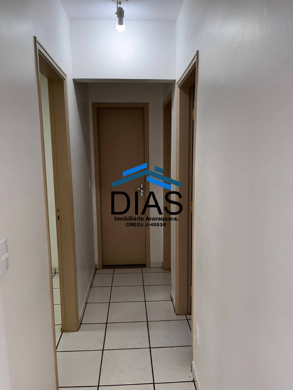 Apartamento à venda com 3 quartos, 97m² - Foto 4