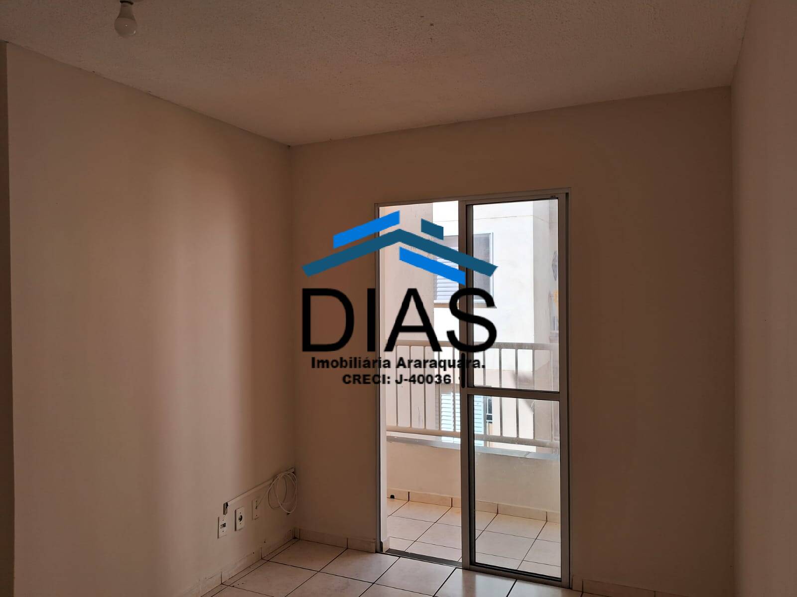 Apartamento à venda com 2 quartos, 55m² - Foto 3