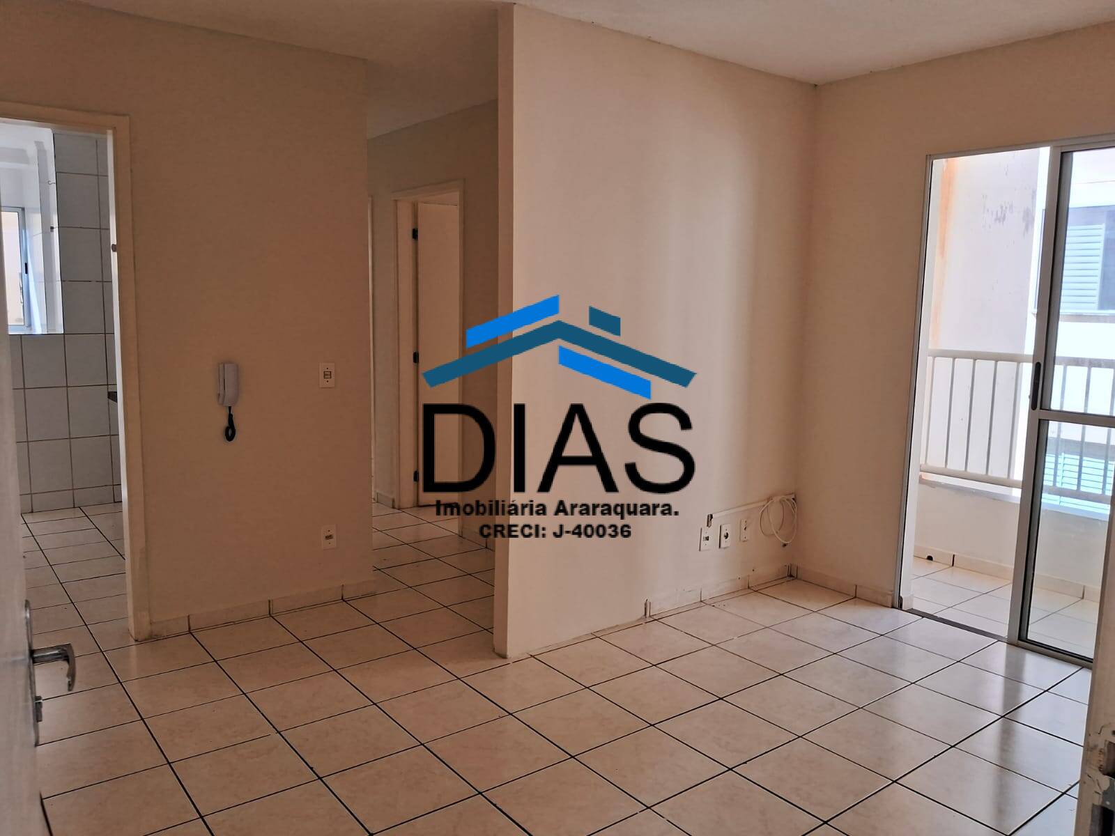 Apartamento à venda com 2 quartos, 55m² - Foto 2