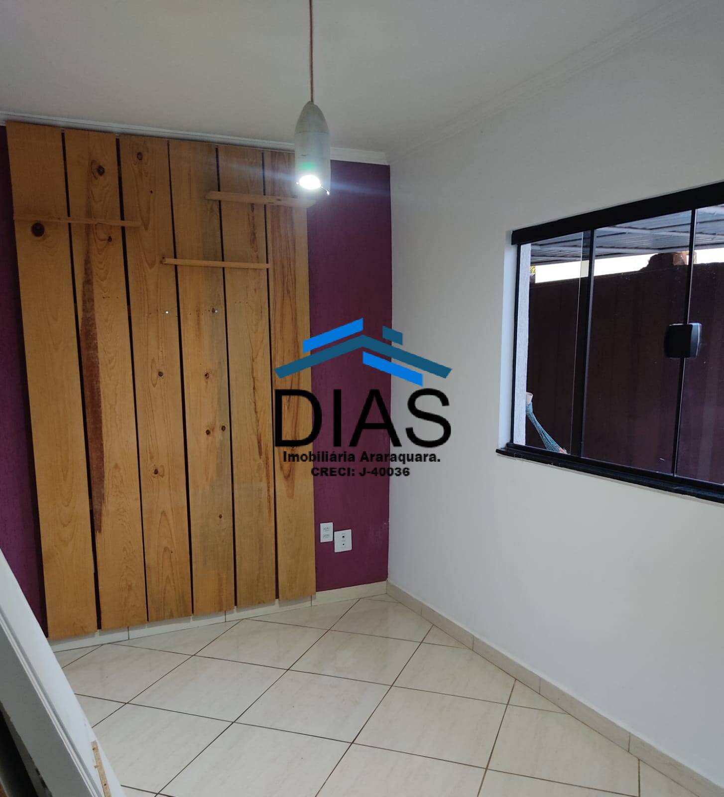 Casa à venda com 3 quartos, 114m² - Foto 3