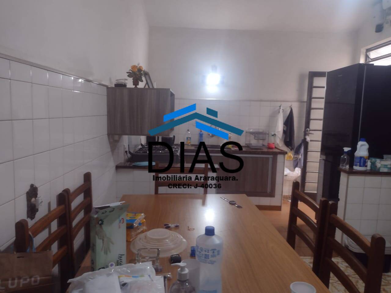 Casa à venda com 2 quartos, 147m² - Foto 3