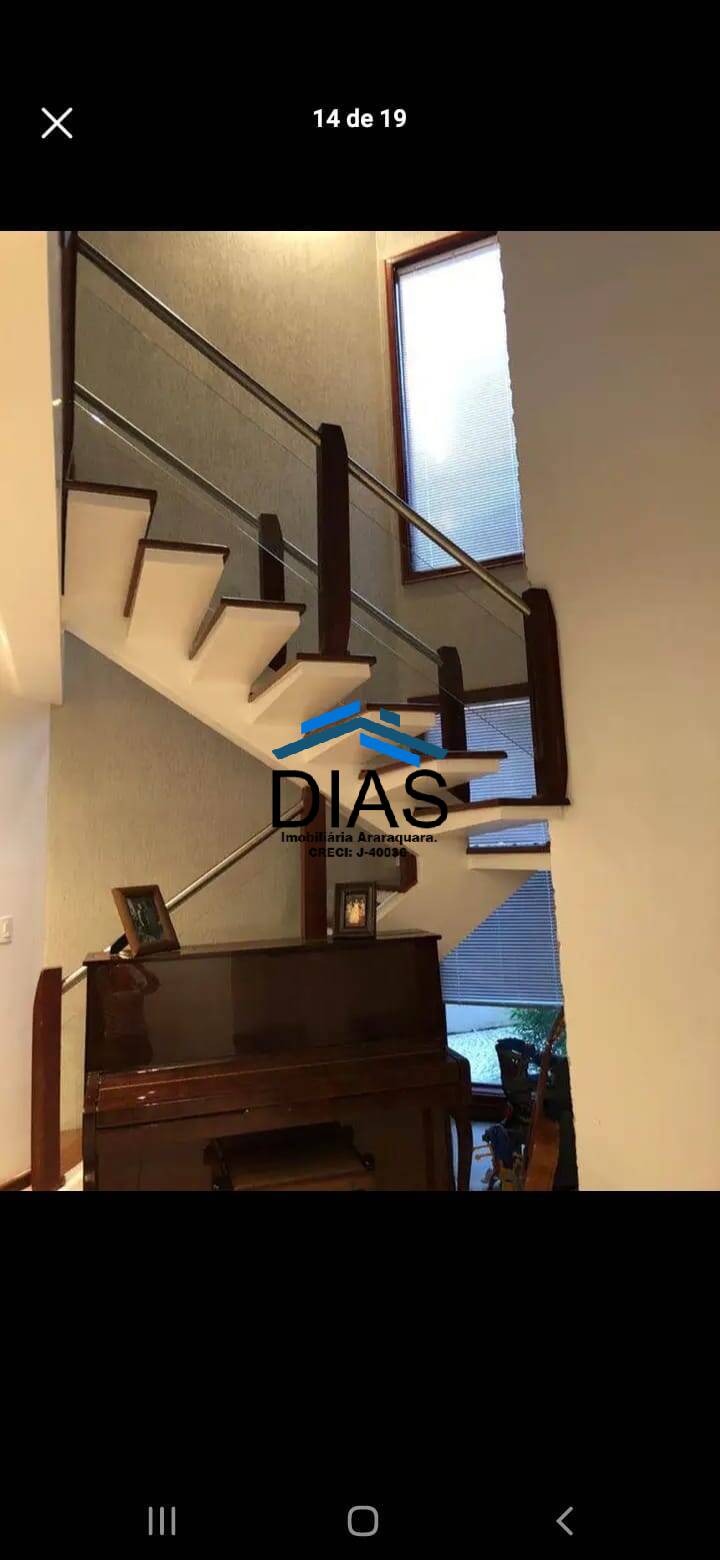 Casa à venda com 3 quartos, 292m² - Foto 3