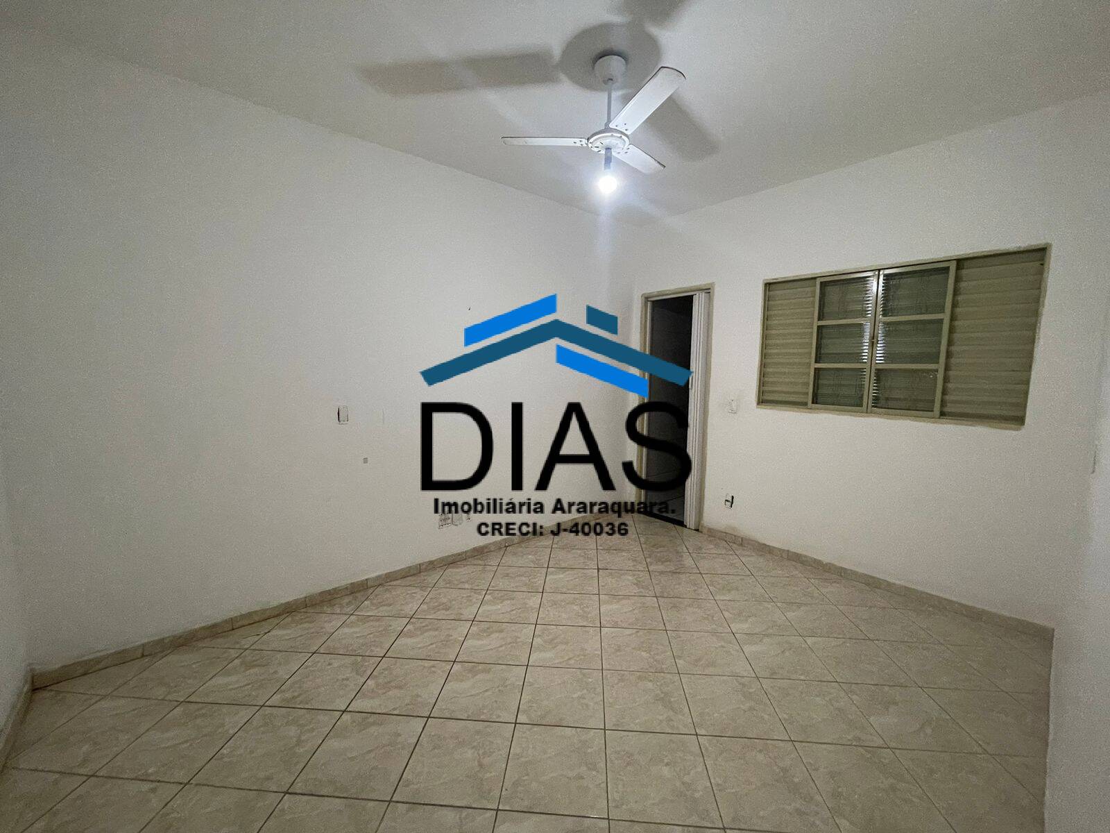 Casa à venda com 3 quartos, 239m² - Foto 11