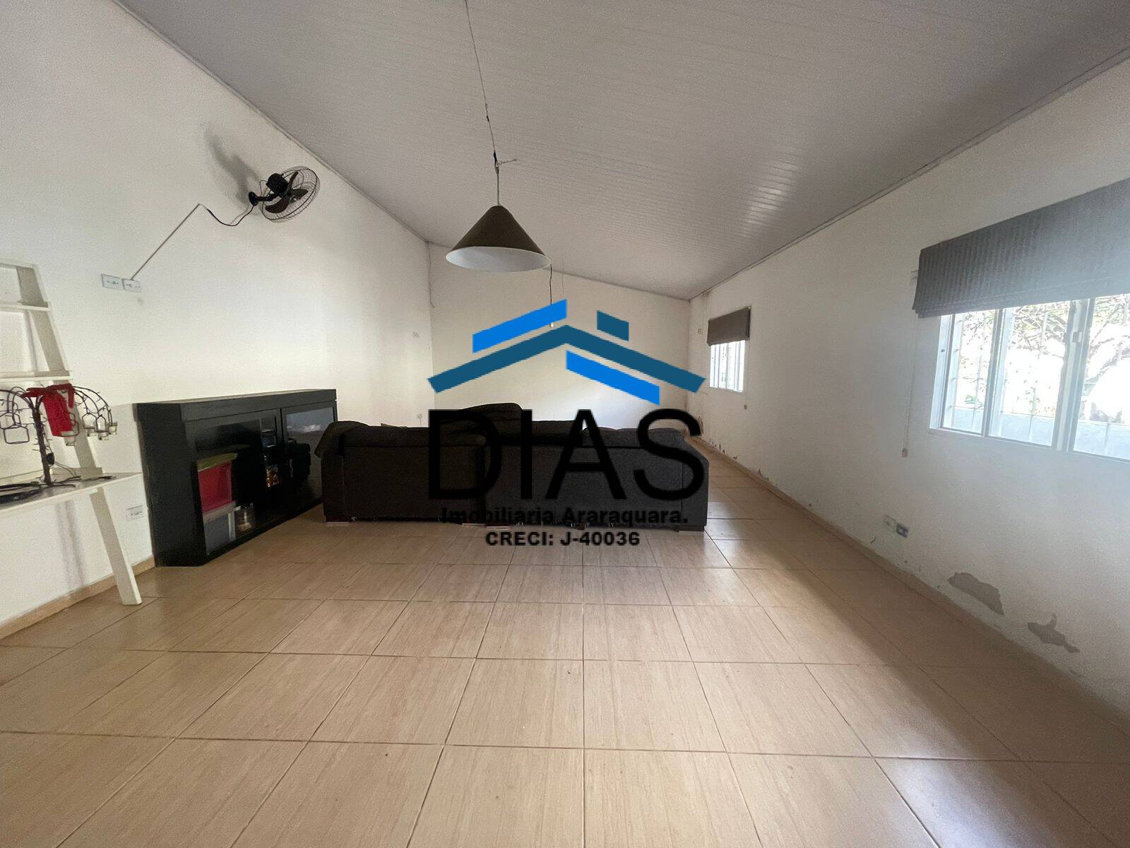 Casa à venda com 3 quartos, 239m² - Foto 14