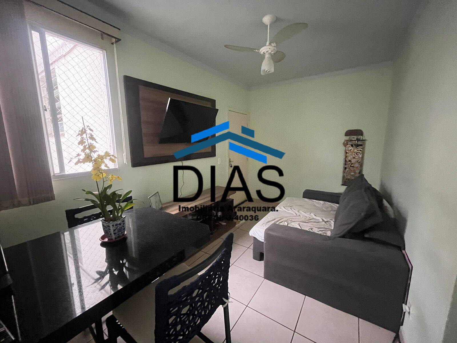 Apartamento à venda com 2 quartos, 44m² - Foto 1