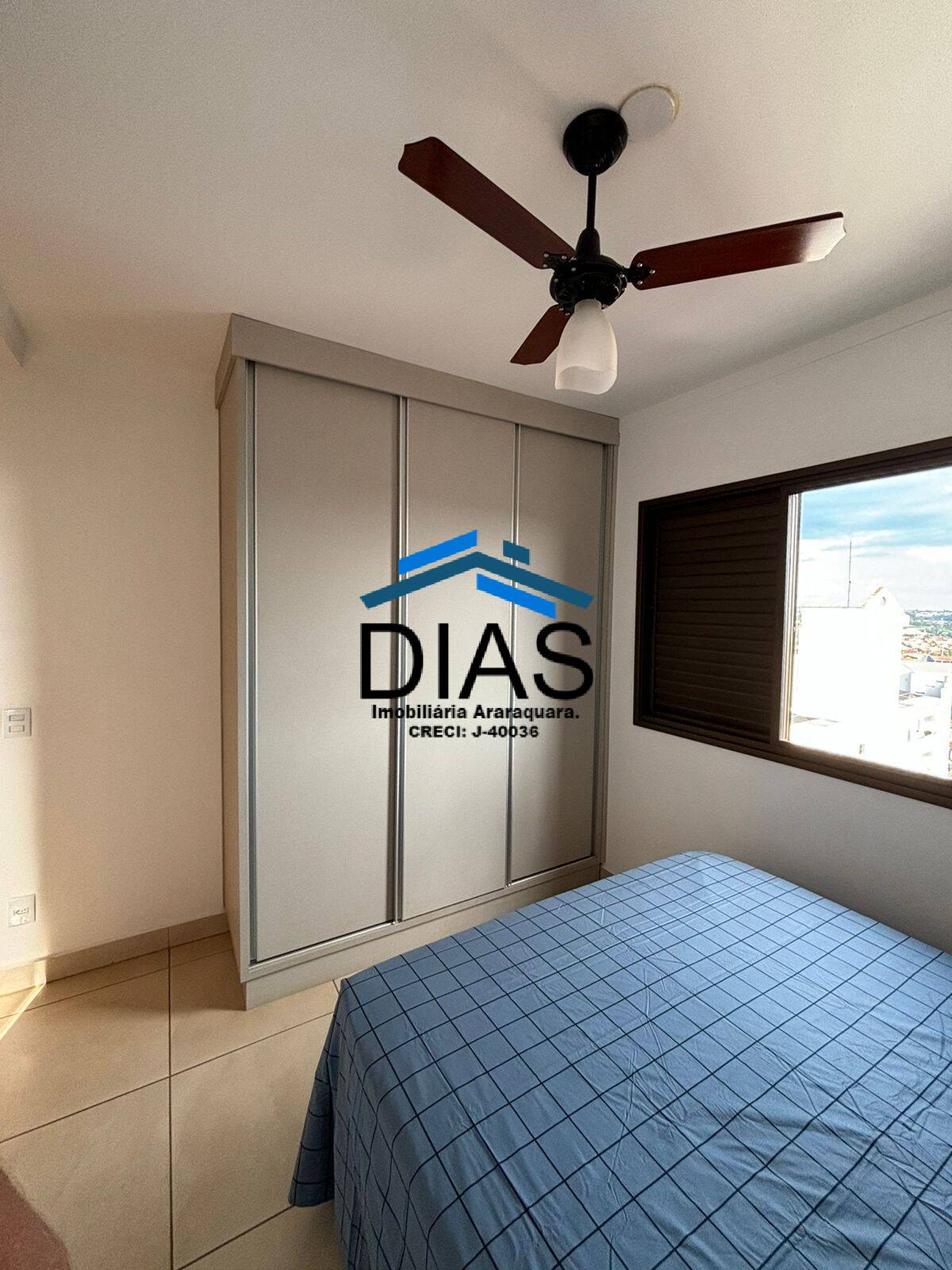 Apartamento à venda com 2 quartos, 65m² - Foto 17