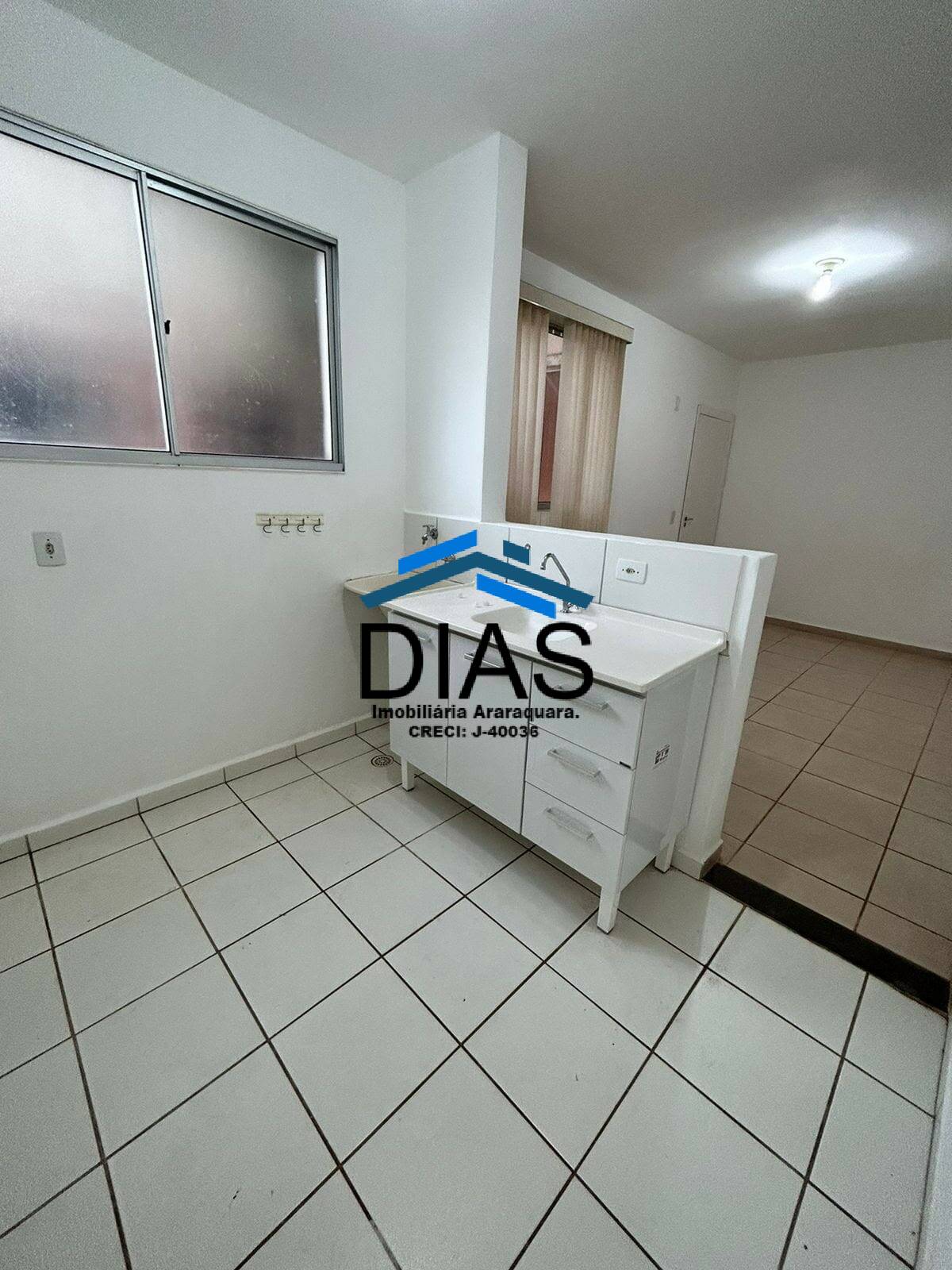 Apartamento à venda com 2 quartos, 45m² - Foto 2