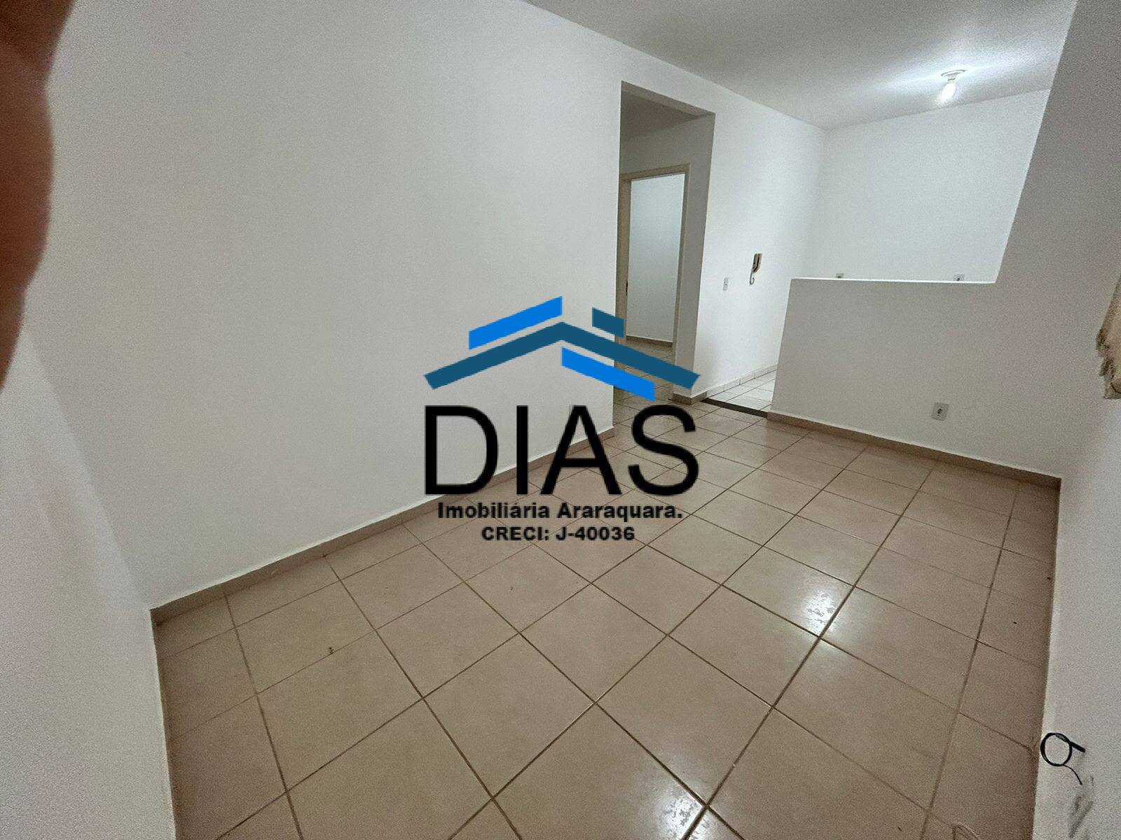 Apartamento à venda com 2 quartos, 45m² - Foto 3